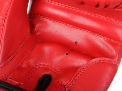 Боксерские перчатки MaxxPro AVG-616 Red vynil-04 р. 4 4oz Red vynil-04 красный