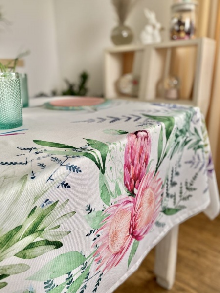 Скатерть Mantel Protea-145 145x145 см мульти Limaso 