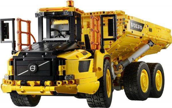 Конструктор LEGO Technic Шарнірний самоскид Volvo A25F 6х6 42114