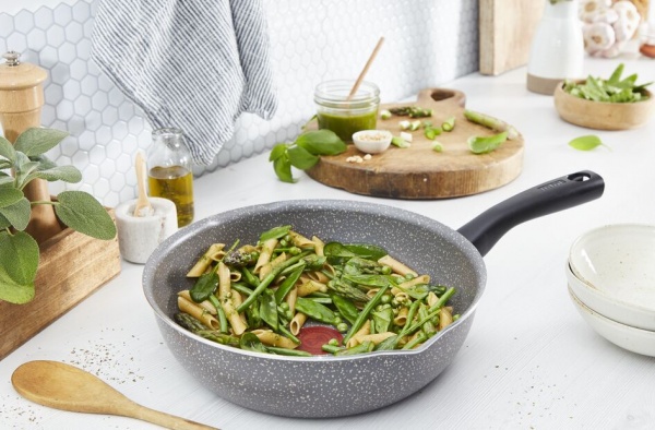 Сковорода COOK NATURAL 28 см B5790642 Tefal