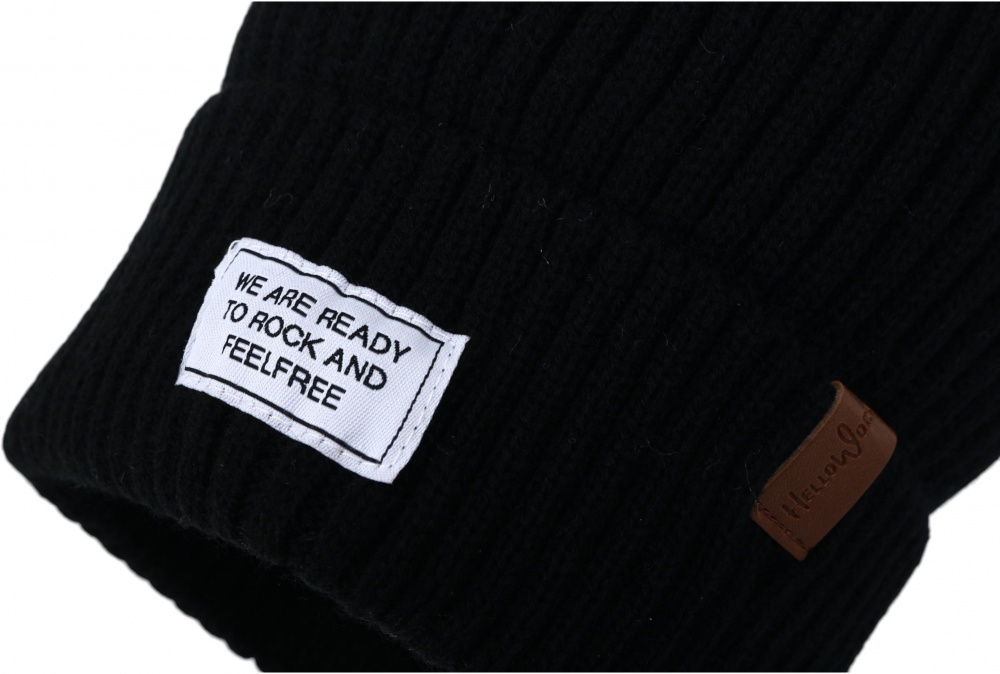 Шапка HW унісекс р.54-56 чорний