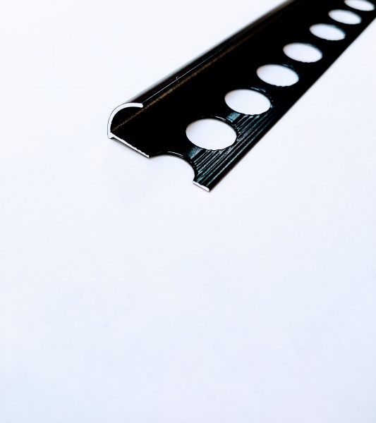 Уголок для плитки Braz Line алюминий BLB-5402-75-9017-K.27 2,7 м черный 