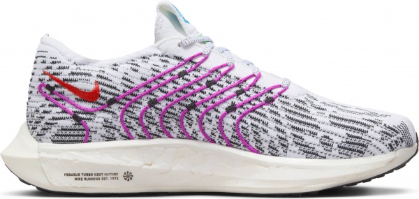 Кросівки Nike NIKE PEGASUS TURBO NEXT NATURE SE FJ1050-100 р.41 зелений