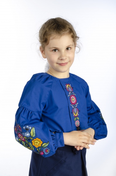 Вишиванка для дівчаток Едельвіка р.104 синій 50-23/00 