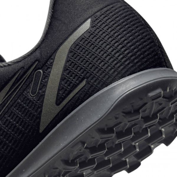 Cороконіжки Nike JR VAPOR 14 CLUB TF CV0945-004 р. US 2,5Y чорний