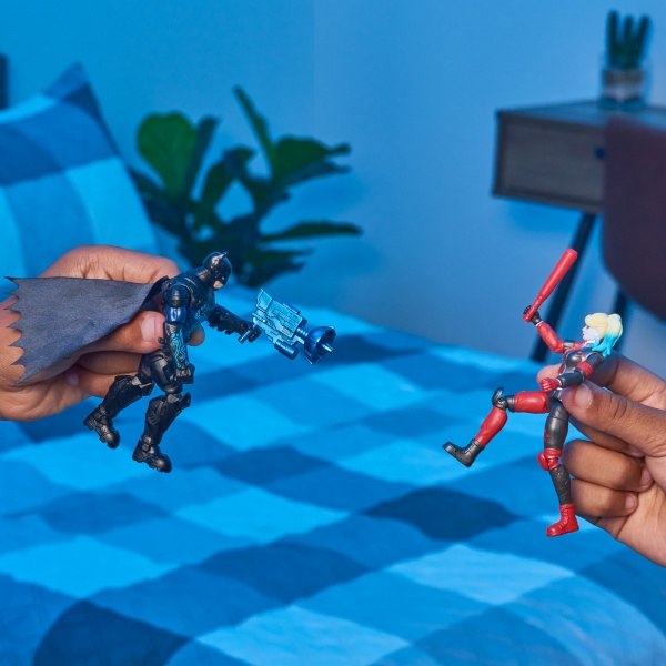 Ігрова фігурка-сюрприз Spin Master Batman 6055946 (2021) 10 см (6 видів в асортименті) 