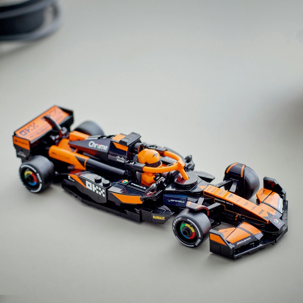Конструктор LEGO Speed Champions Автомобіль для перегонів McLaren F1® Team MCL38 77251