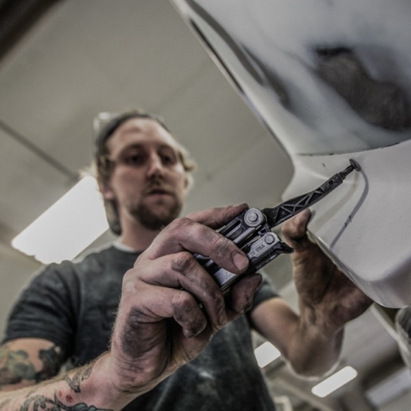 Мультитул Gerber Gear Center-Drive, 16 инструментов 