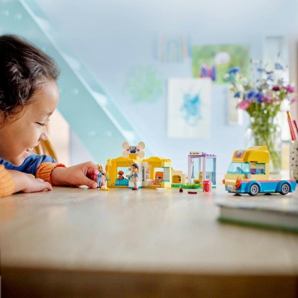 Конструктор LEGO Friends Фургон для порятунку собак 41741