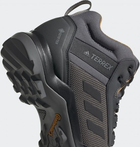 Черевики Adidas TERREX AX3 MID GTX BC0468 р. UK 9,5