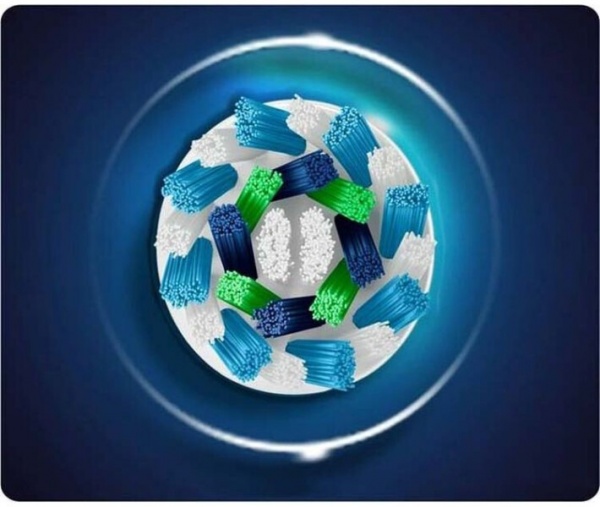 Зубная щетка Oral-B Pro 1 (500) D16.513.1U 978101