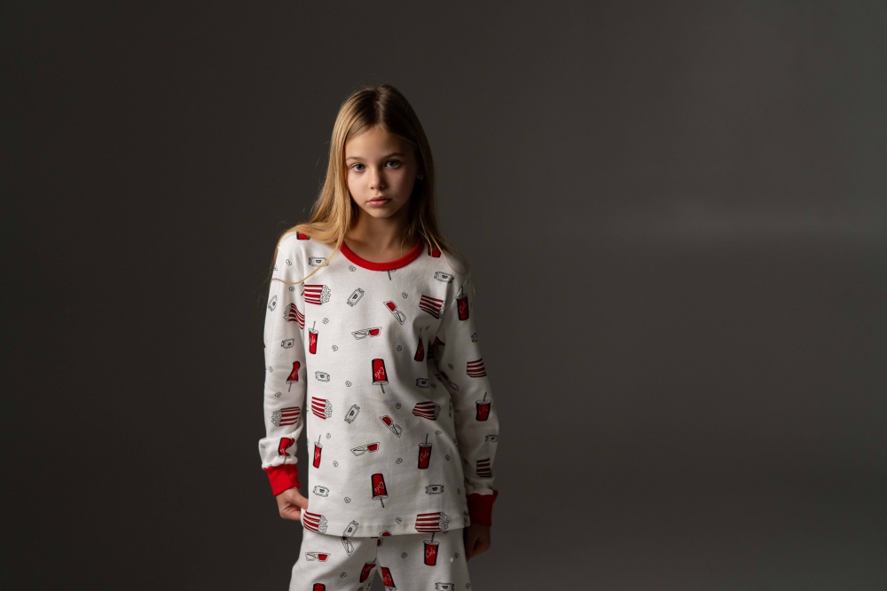 Пижама для девочек German Volf принт кока-кола р.128-134 молочный/с принтом 25124