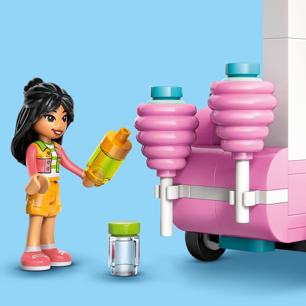Конструктор LEGO Friends Ятка со сладкой ватой и скутер 42643