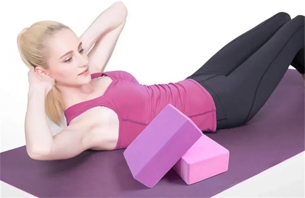 Блок для йоги Feel Fit DT286 рожевий