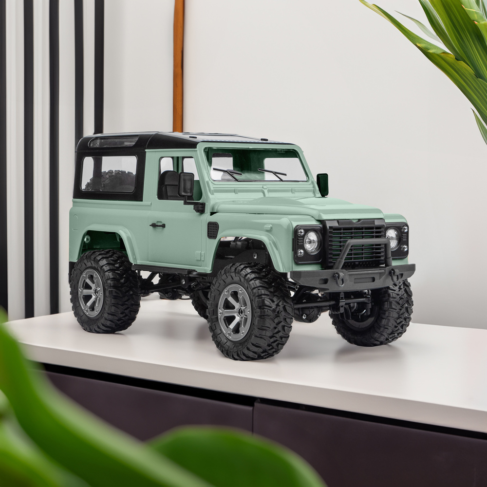 Автомобиль на радиоуправлении OTAMANKO Полноприводный внедорожник 4х4 с камерой зеленый 1:16 532.01.41