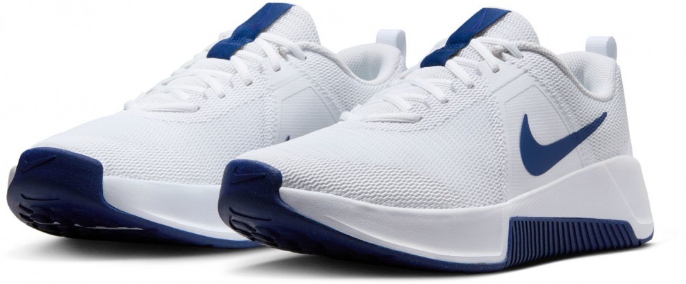 Кроссовки мужские Nike MC TRAINER 3 FQ1831-103 р.45,5 белые