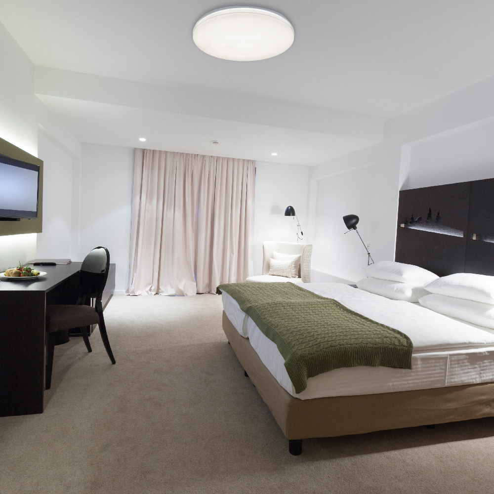 Світильник світлодіодний ARDERO AL5000-1ARD 72W 5400Lm білий 2700-6500 + RGB К