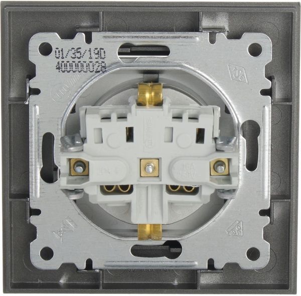 Розетка із заземленням Makel Karea без шторок з кришкою димчастий