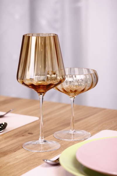 Бокал для вина Optic Amber 19-3589A 530 мл 1 шт. Wrzesniak Glassworks 