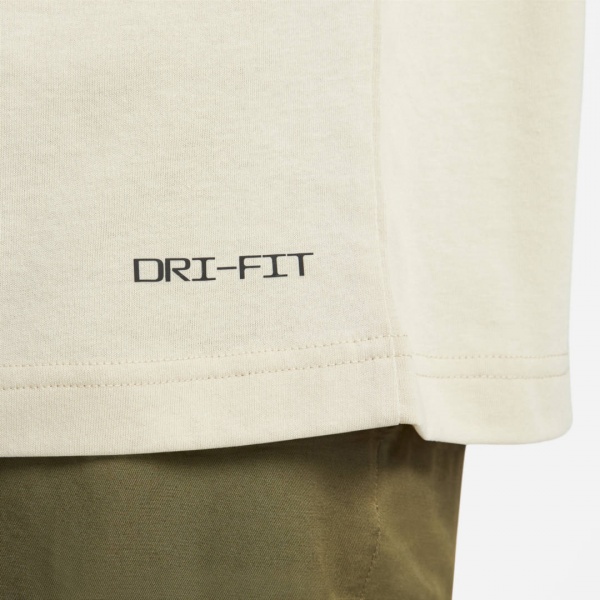 Футболка Nike M NSW SPU GPX SS TEE DX1661-206 р.L бежевий