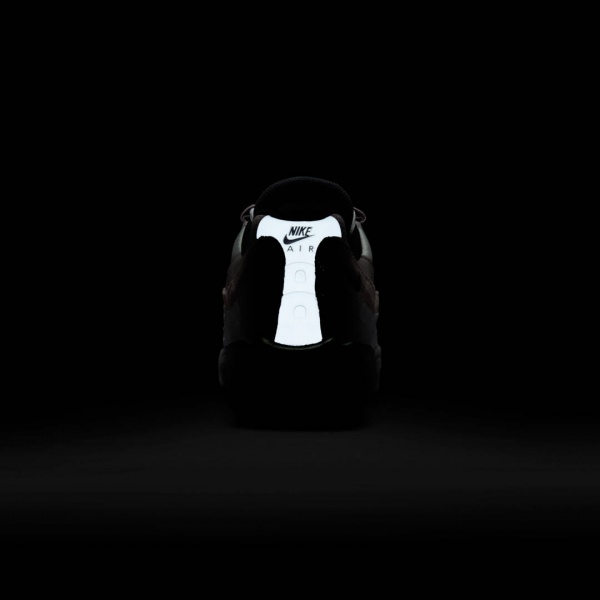 Кросівки Nike AIR MAX 95 CV8828-100 р.US 9 білий