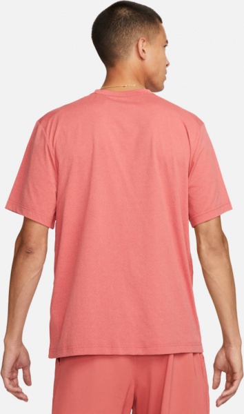 Футболка Nike M NK DF UV HYVERSE SS DV9839-655 р.S червоний
