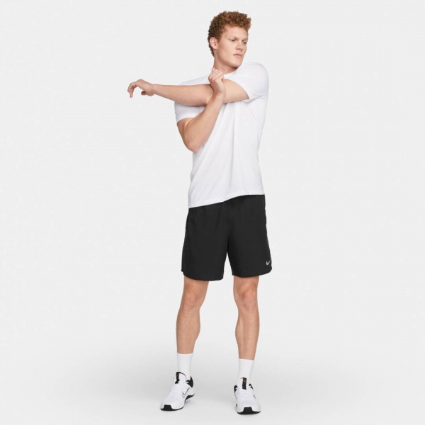Шорти Nike M NK DF CHALLENGER 7BF SHORT DV9359-010 р. S чорний