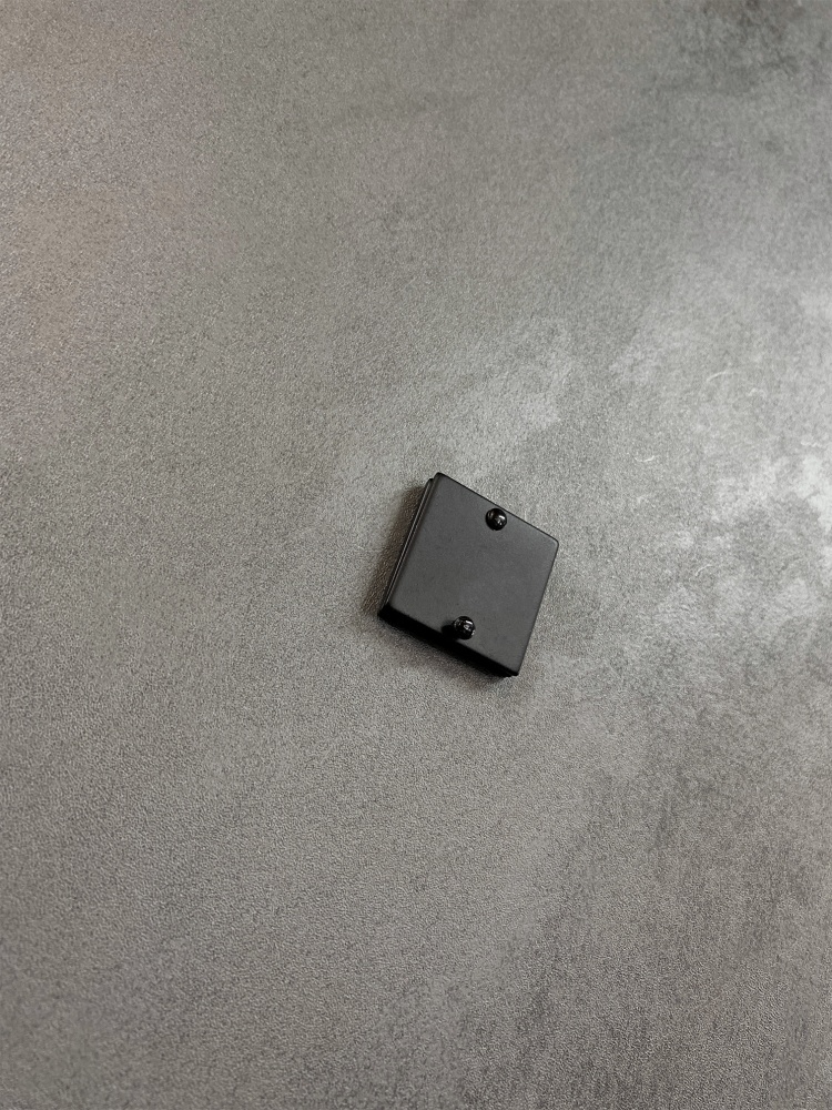 Дверь входная Министерство дверей КУ-Оптима 360 Ч.Ф. (Улица) серый / оксид темный 2050x960 мм левая