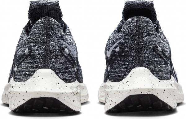 Кроссовки Nike NIKE PEGASUS TURBO NEXT NATURE DM3414-005 р.40,5 черный