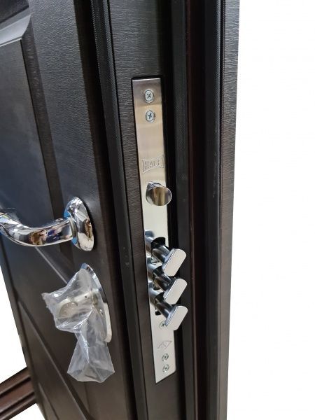 Двері вхідні Булат Гарант 117 венге горизонт темний 2050x850мм праві