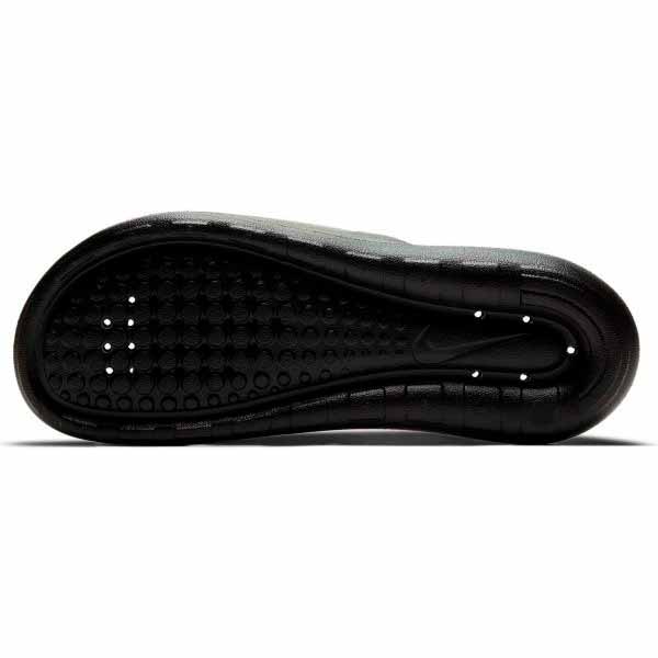 Шльопанці Nike Victori One CZ7836-001 р. US 10 чорний