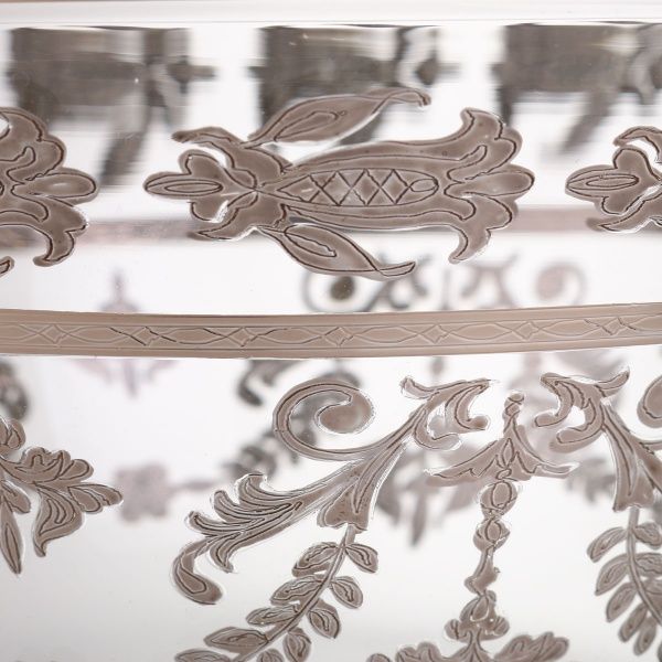 Блюдо декороване 21х18 см платина Combi