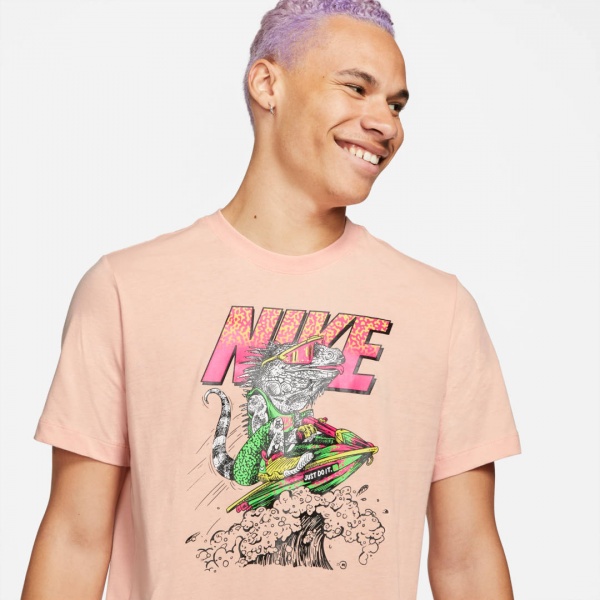 Футболка Nike M NSW TEE BEACH JET SKI DD1280-800 р.M світло-блакитний