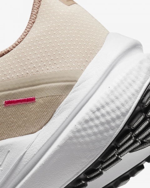 Кросівки Nike AIR WINFLO 10 DV4023-100 р.37,5 білий