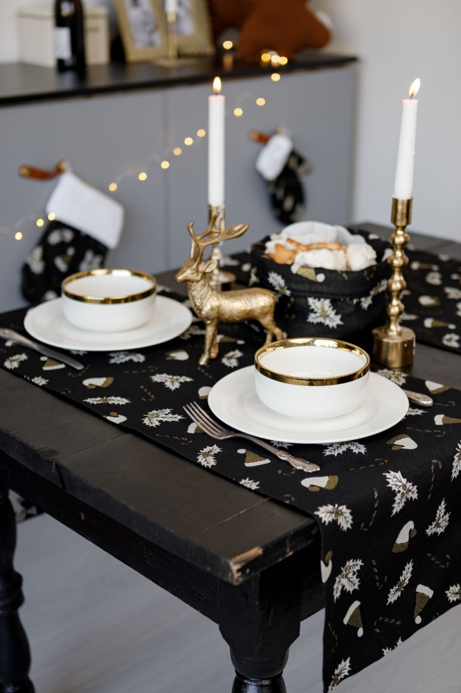 Дорожка (раннер) Шапочки на черном 140x180 см Прованс