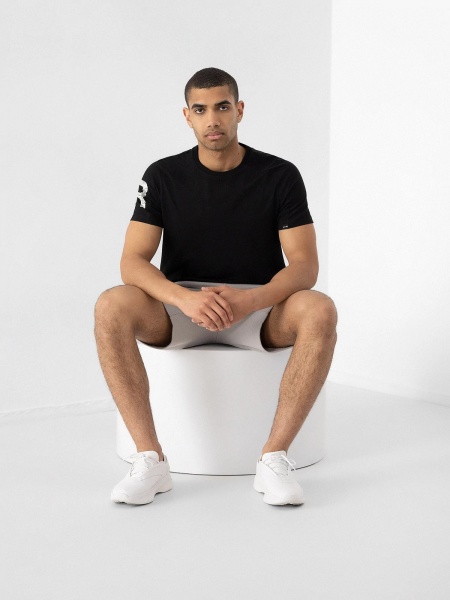 Футболка 4F TSHIRT RL9SS22TTSHM238-20S р.S черный