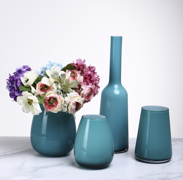 Ваза Wrzesniak Glassworks Bottle 46 см бірюзова 