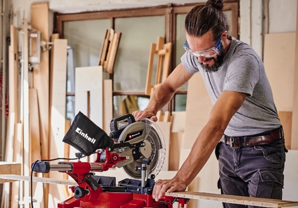 Пила торцювальна Einhell TC-SM 254 - 2B (4300804)