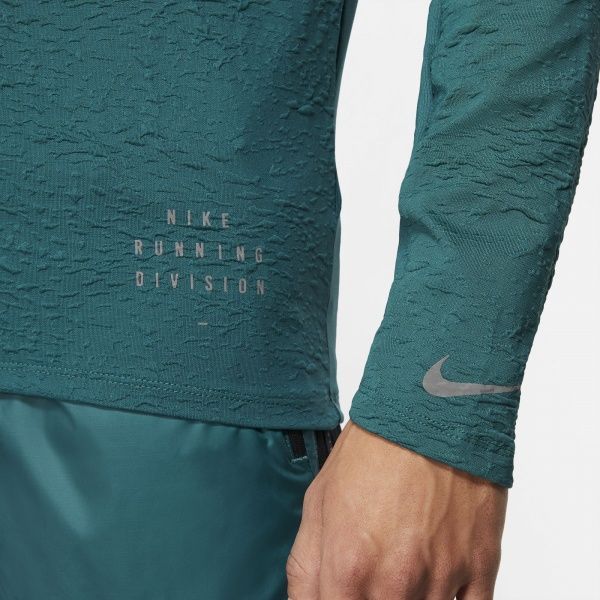 Джемпер Nike NK RN DVN DF ELEMENT TOP HZ DA0430-393 р. S зелений