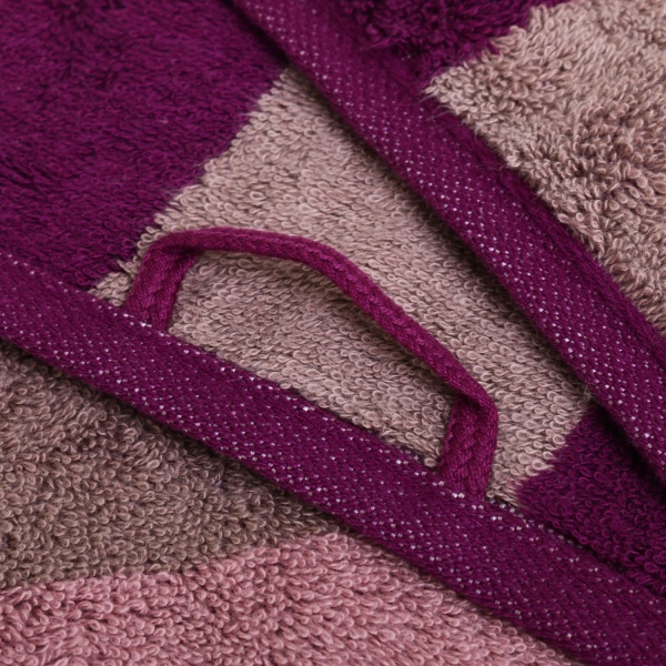 Рушник махровий Mosaic 50x100 см сливовий Cawo 