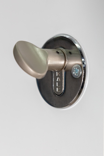 Двері вхідні Revolut Doors В-83 мод. 184 венге сірий горизонт / білий 2050x850 мм праві