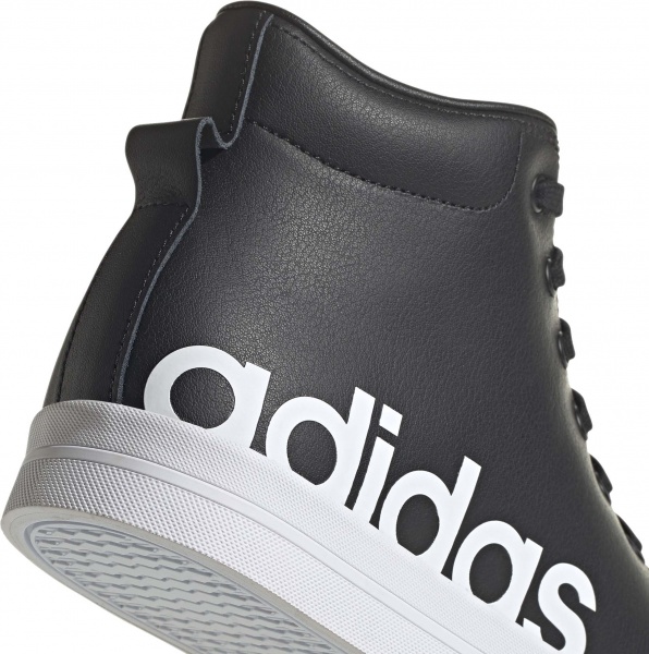 Кроссовки Adidas BRAVADA MID LTS H00648 р.UK 9 черный