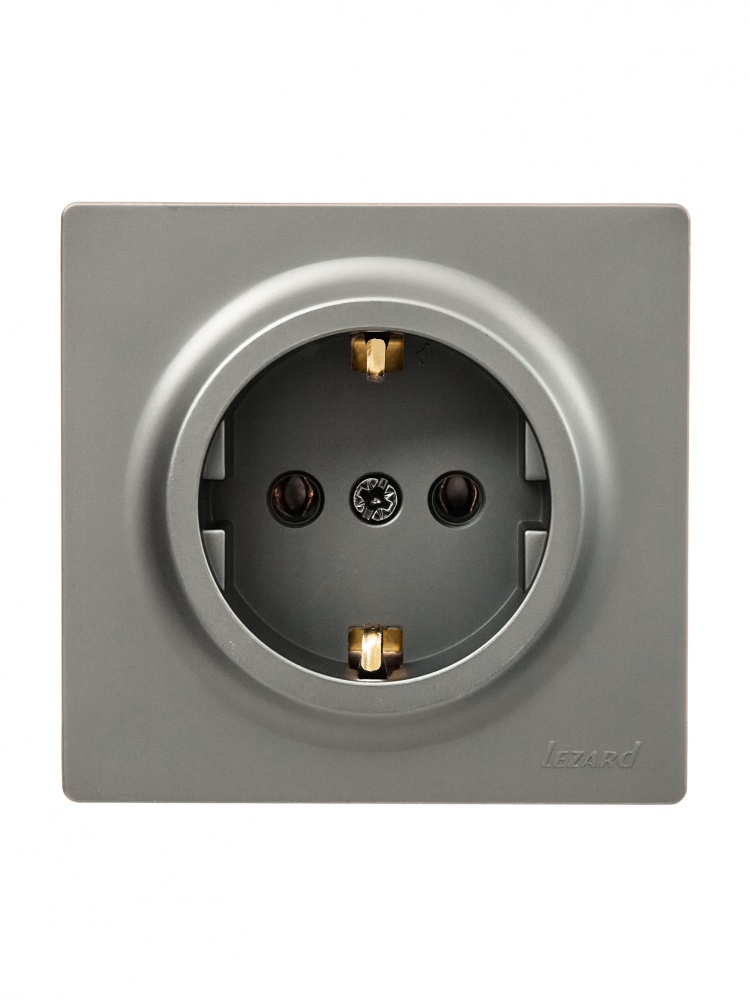 Розетка накладна побутова із заземленням Lezard LETO IP20 платина 752-3500-122B