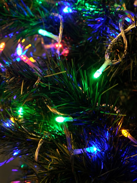 Электрогирлянда линейная SHLigts Нить (LD120-M-E) встроенный светодиод (LED) 120 ламп 12 м 