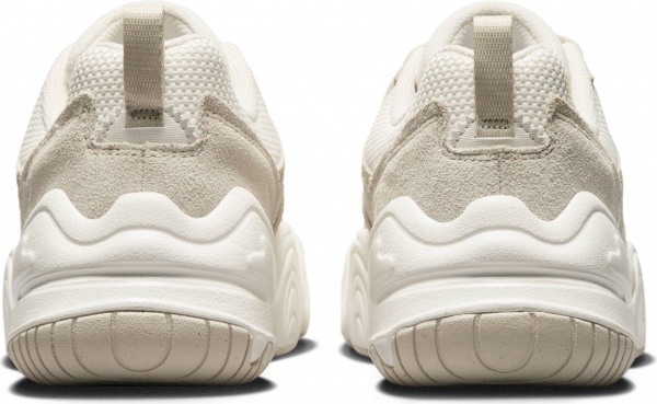 Кросівки Nike TECH HERA DR9761-002 р.38 бежевий