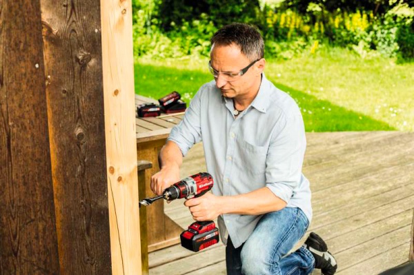 Шуруповерт ударный аккумуляторный Einhell POWER X-CHANGE TE-CD 18 Li-i Brushless 4513860