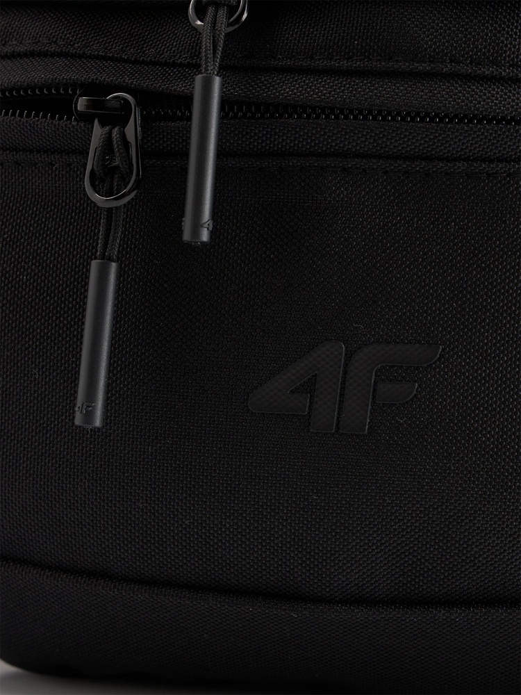 Сумка поясна 4F 4FWSS26AWAIU162-20S чорний