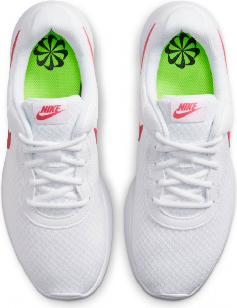 Кросівки Nike TANJUN DJ6257-105 р.38 білий
