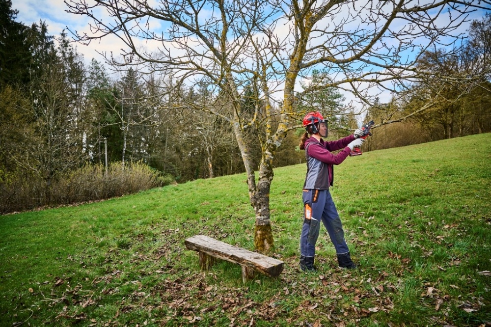 Пила мини аккумуляторная Einhell PXC GE-PS 18/15 Li BL Kit 2.5 Ah 4600040+4512097+4500174