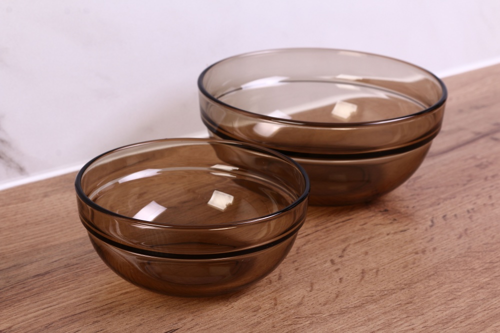 Салатник Гута Medio 15 см дымчатый